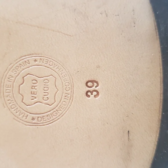 Patent leather Perkins by Emma Go - Picture 5 of 12